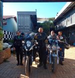 Grupo de motociclistas reunidos no MotoBox