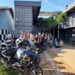Encontro de viajantes e motos no Hotel MotoBox